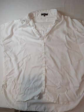 Quince White Short-Sleeve Button Front Blouse